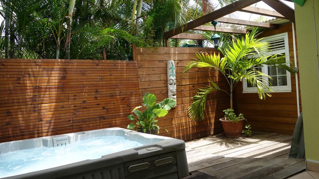 Apartamento Les Flibustiers Sainte-Anne  Exterior foto